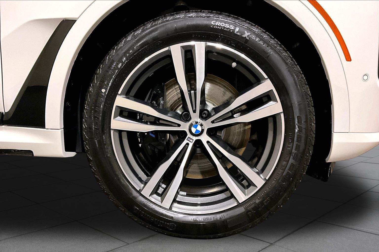 New 2026 BMW X7 xDrive40i SUV in Norwood #T9386342 | BMW of Norwood
